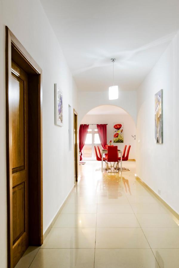 Апартаменты Marble Arch Apt. Сент Джулианс Экстерьер фото